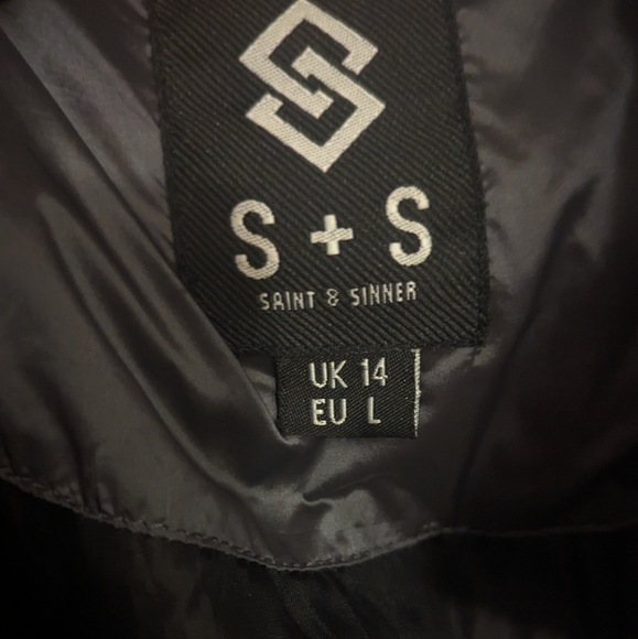 Women's Winter Jacket - Picture 3 of 3